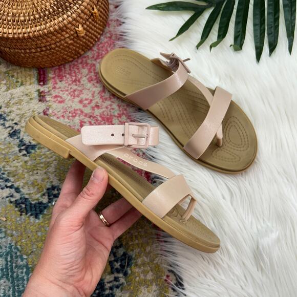 CROCS Shoes - CROCS Light Pink Lightweight Slip On Tulum Shimmer Toe Post Sandal 7